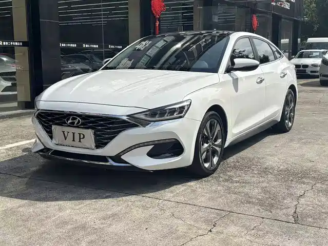 Hyundai Fiesta 2021 — купить из Китая под заказ