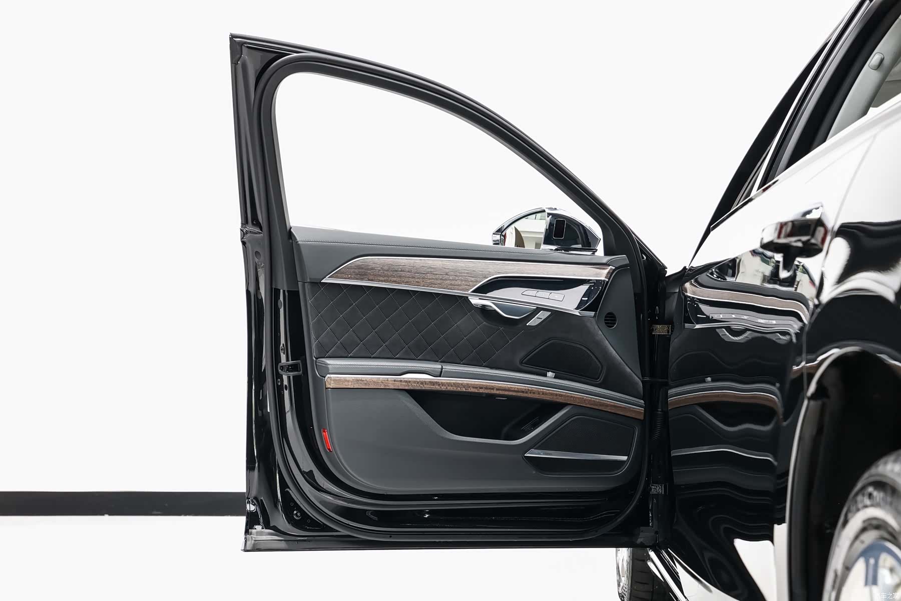 Audi A8L, 2022 16
