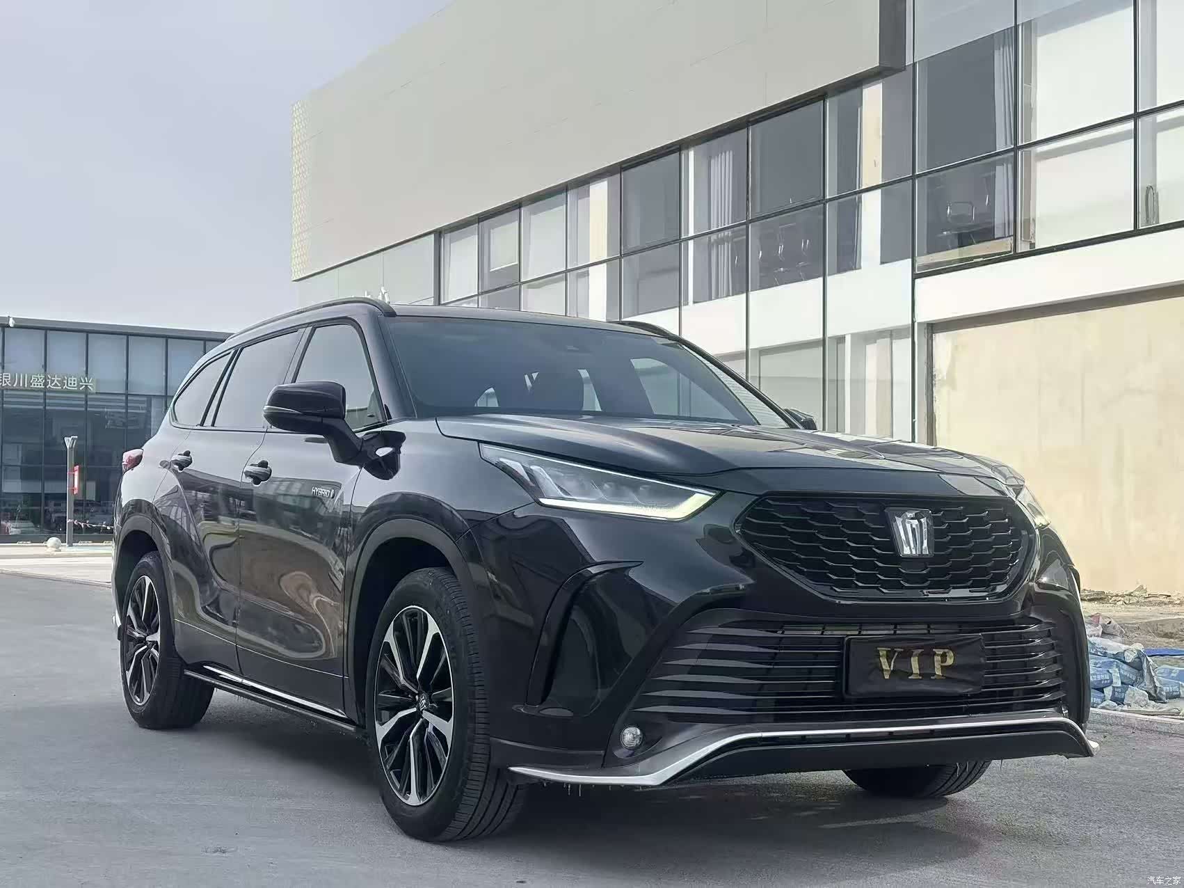 Toyota Crown, 2023 2