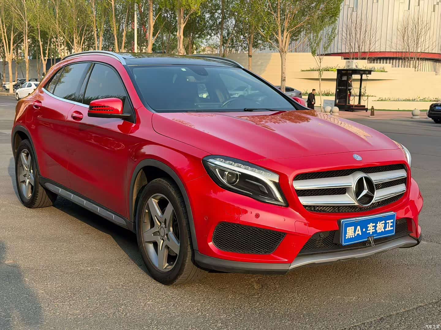 Mercedes-Benz GLA, 2015 1