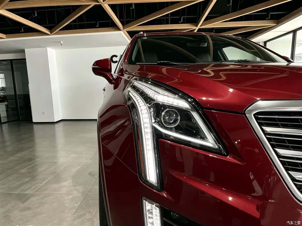 Cadillac XT5, 2016 2