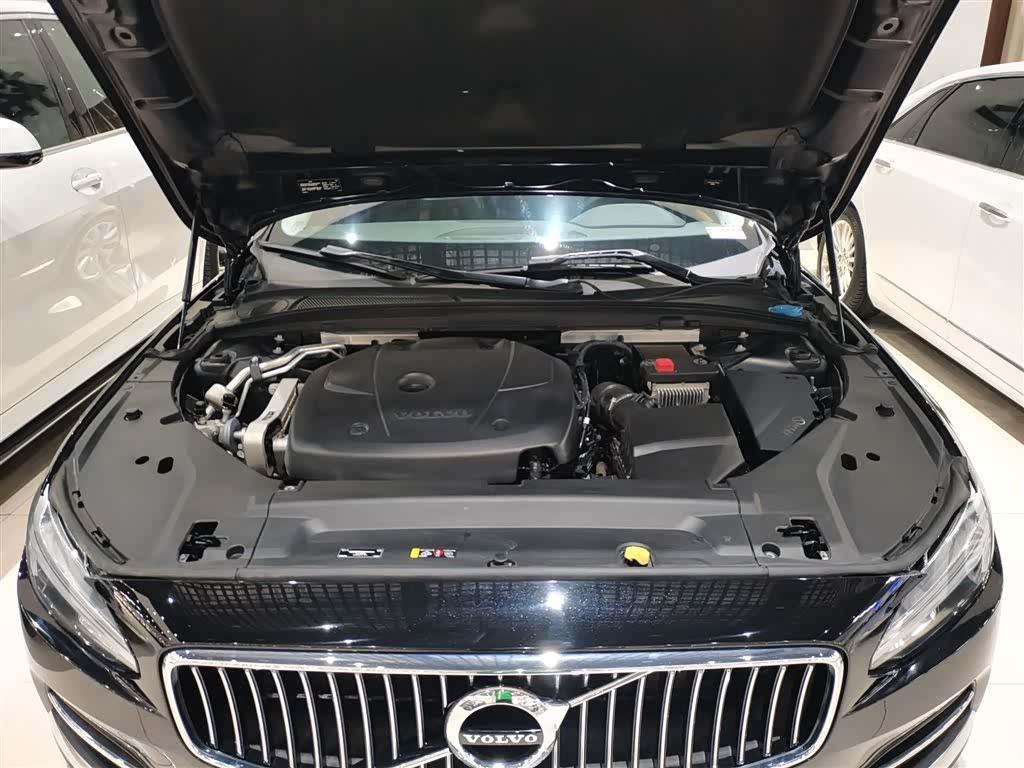 Volvo S90, 2020 10