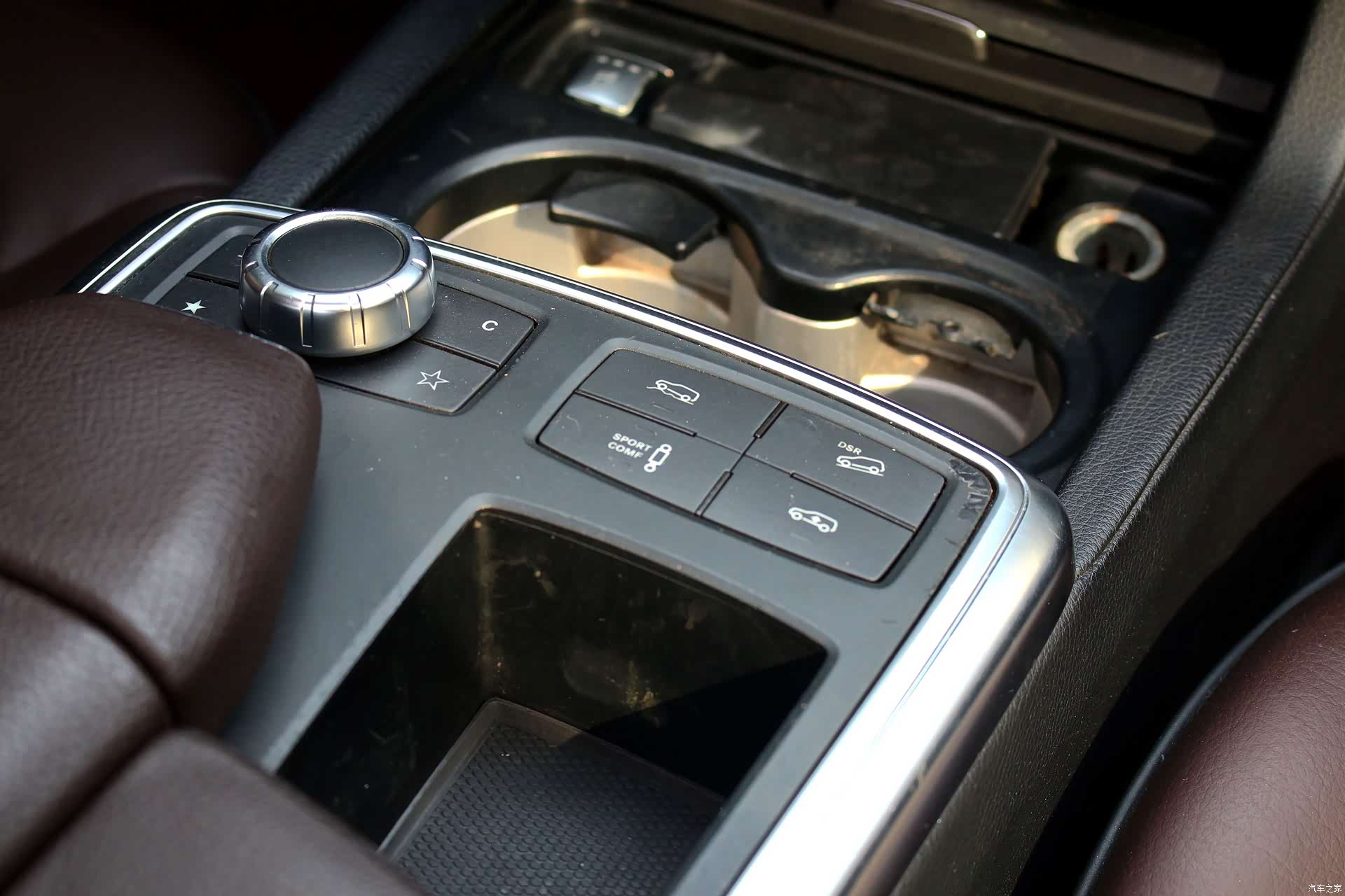 Mercedes-Benz M-Class, 2012 16