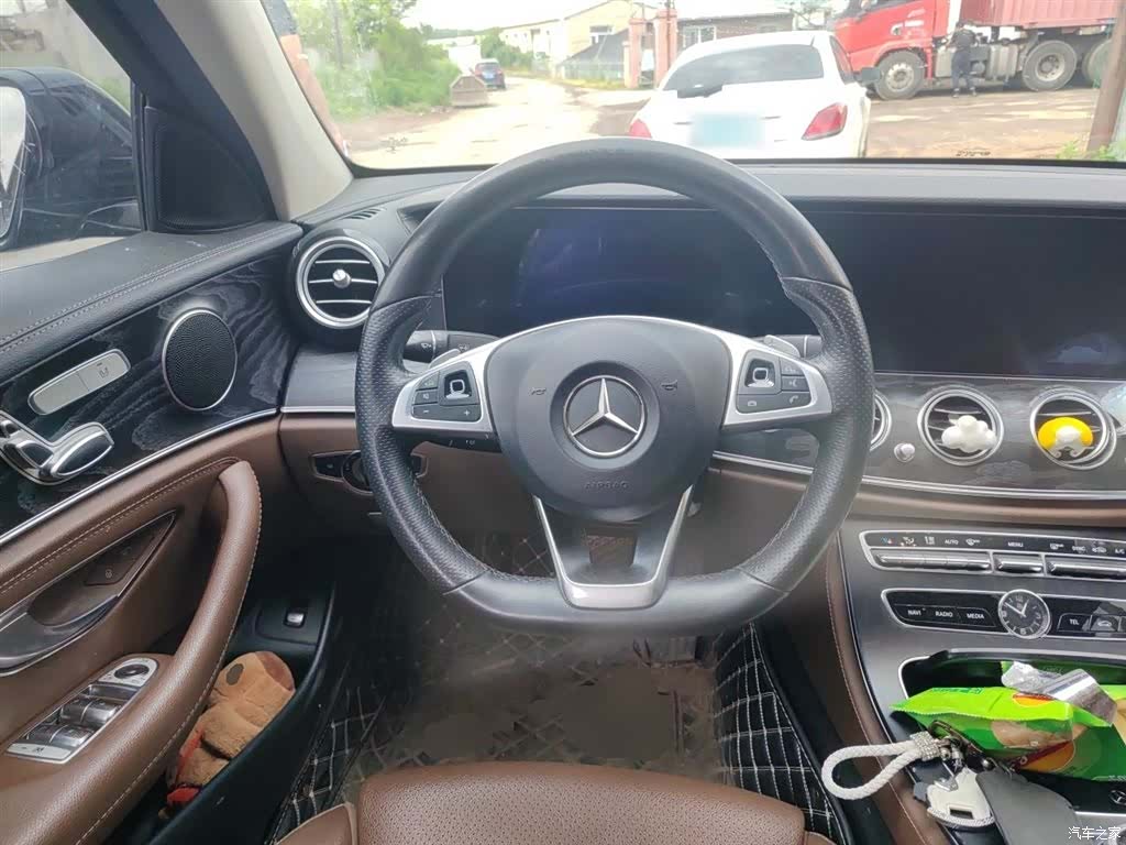 Mercedes-Benz E-Class, 2018 11