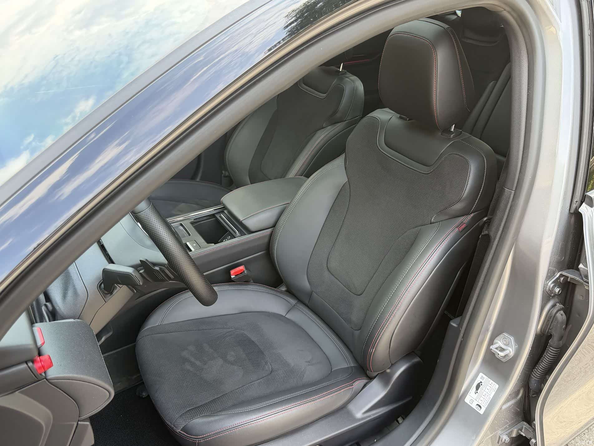 Ford Mondeo, 2022 30