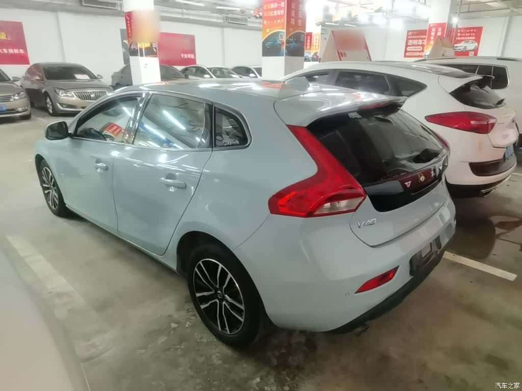 Volvo V40, 2016 все фото