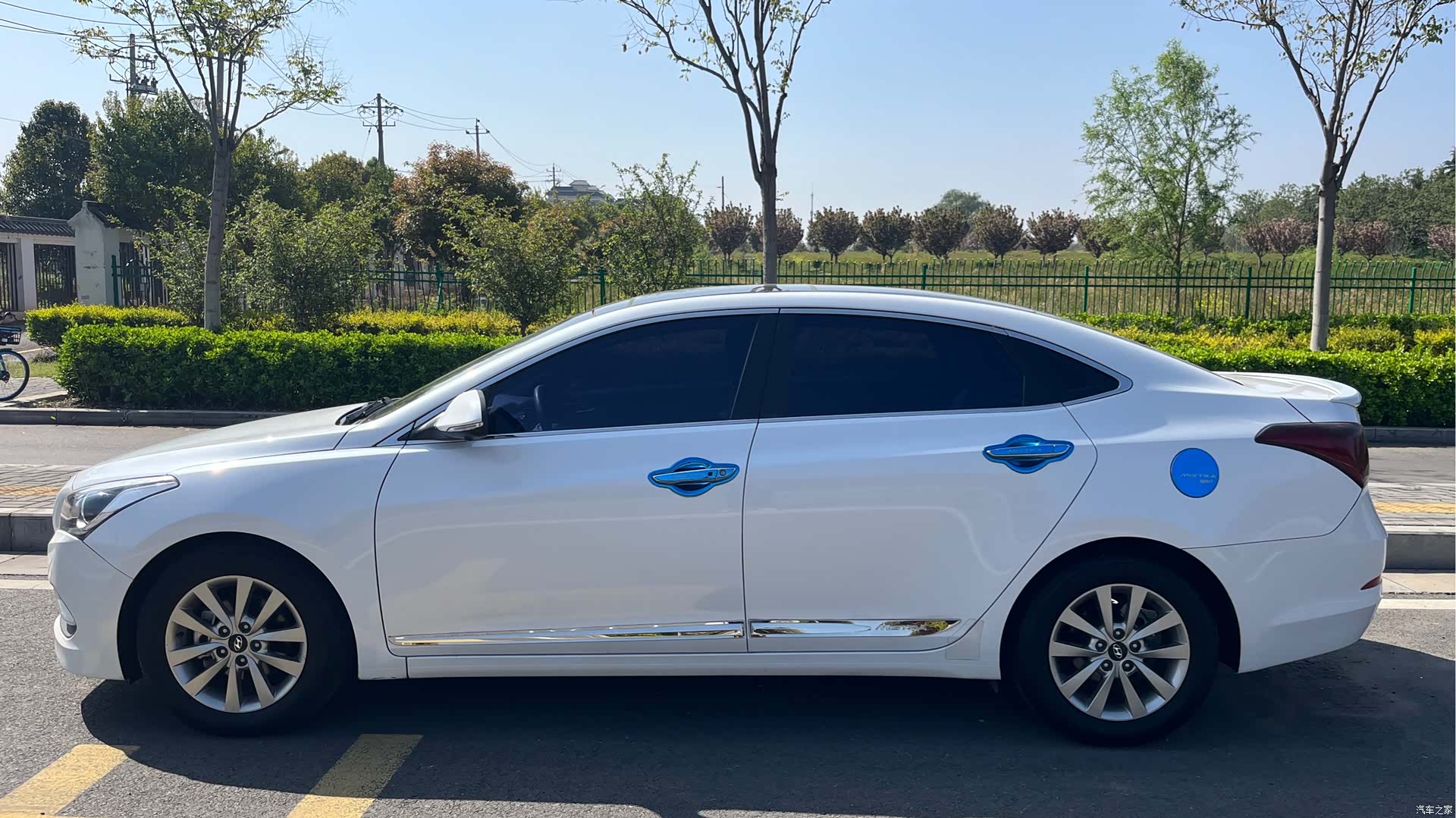 Hyundai GLS, 2016 6