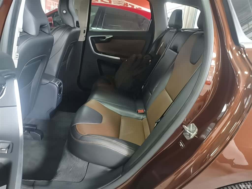 Volvo XC60, 2015 17