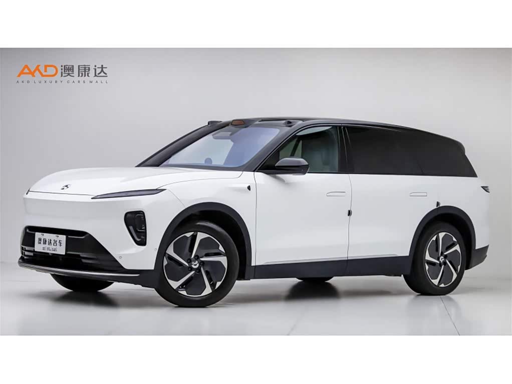 NIO ES8