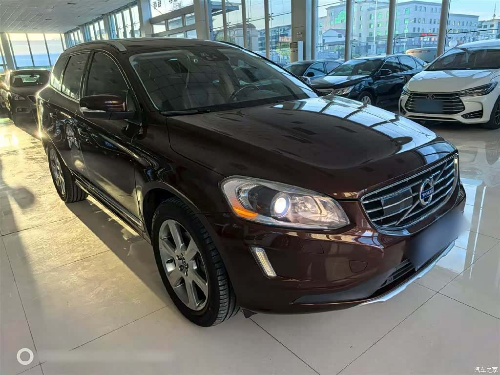 Volvo XC60, 2015 4