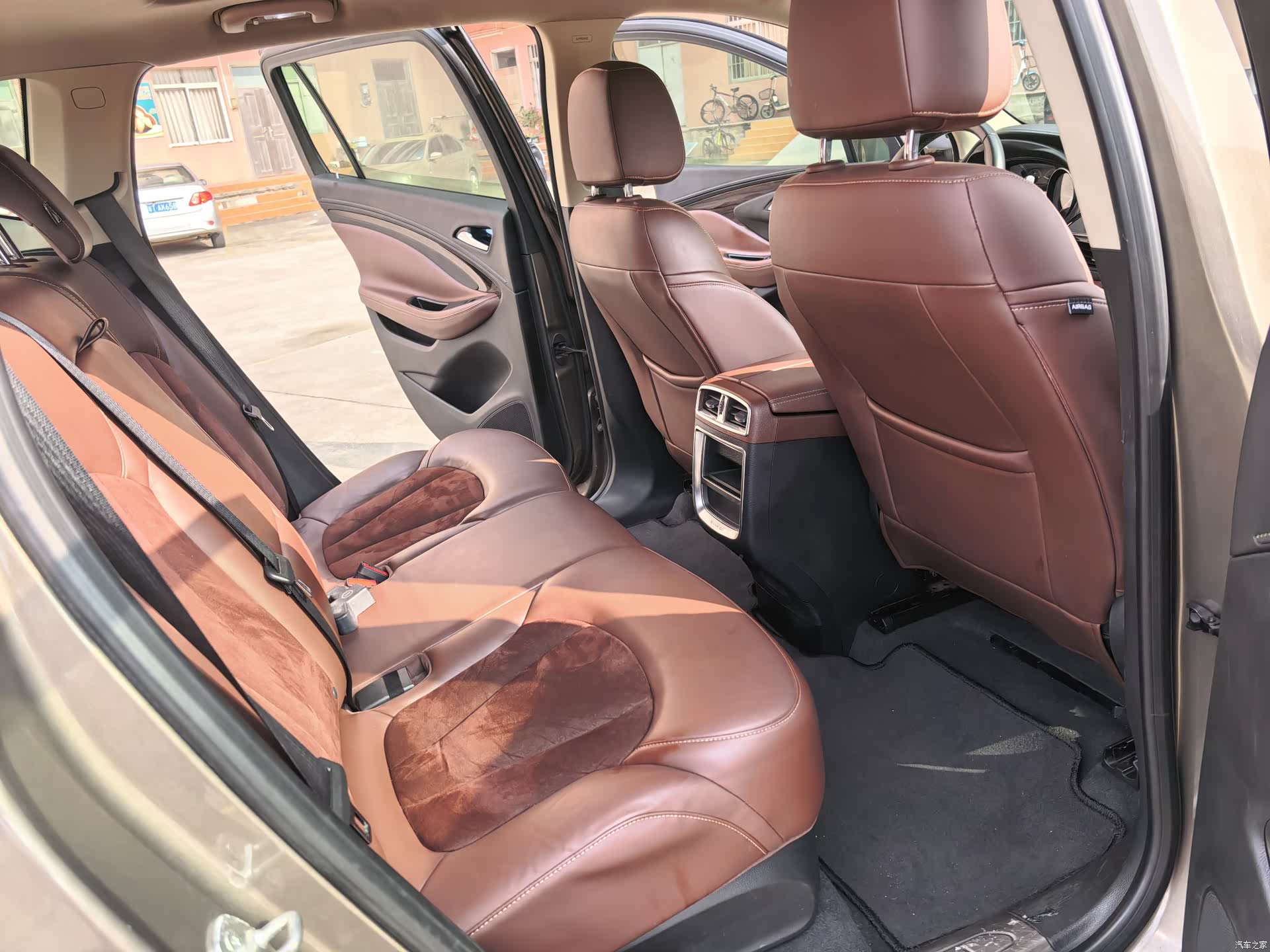 Buick Envision Plus, 2016 10