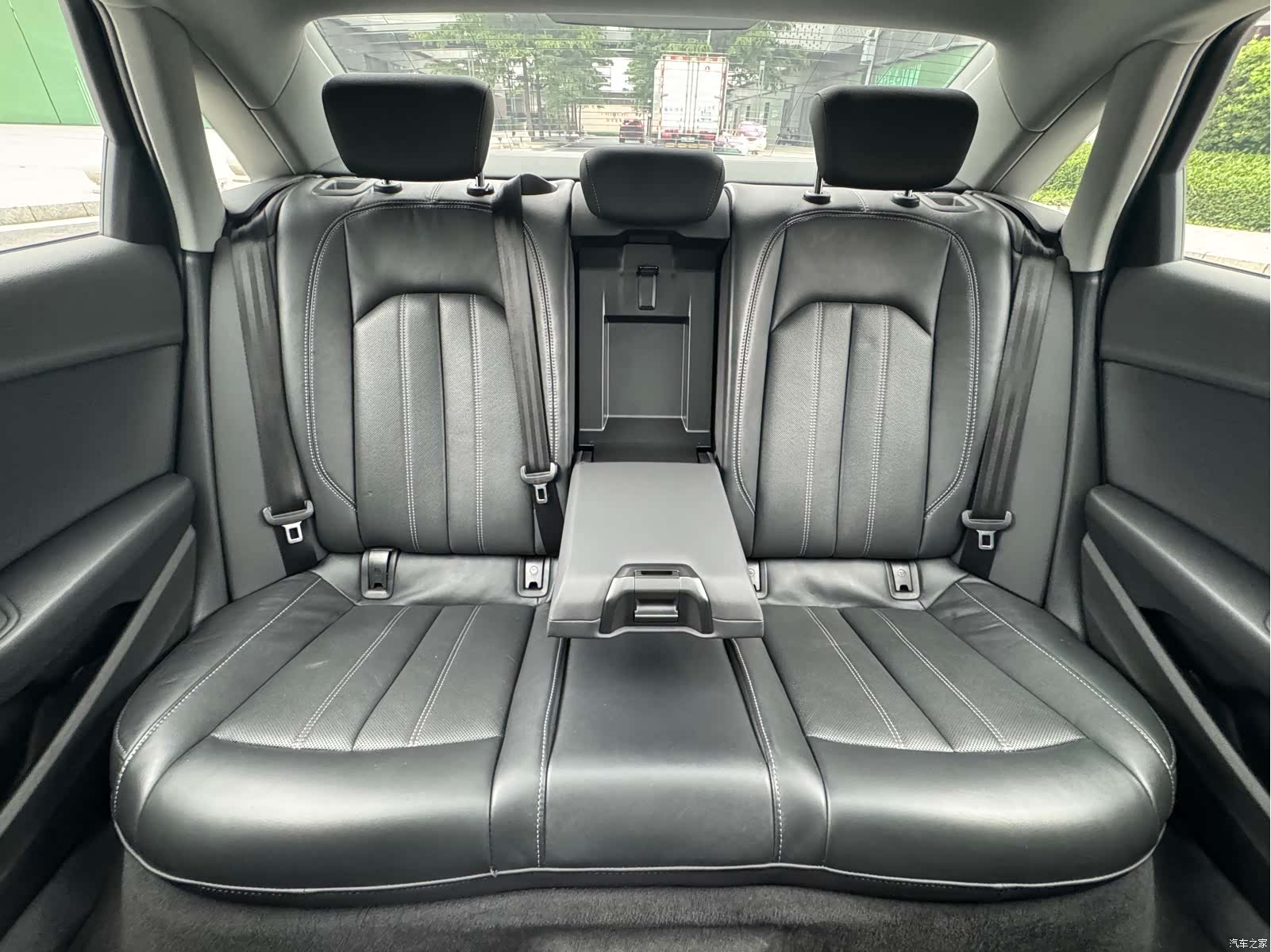 Audi A4L, 2023 29