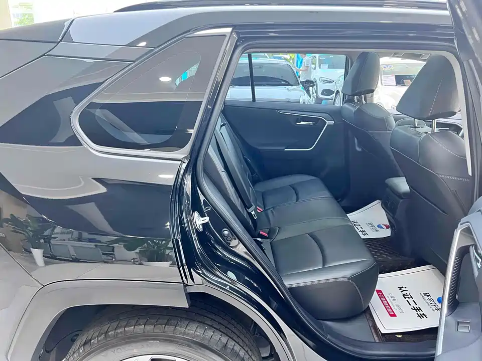 Toyota RAV4 Rongfang