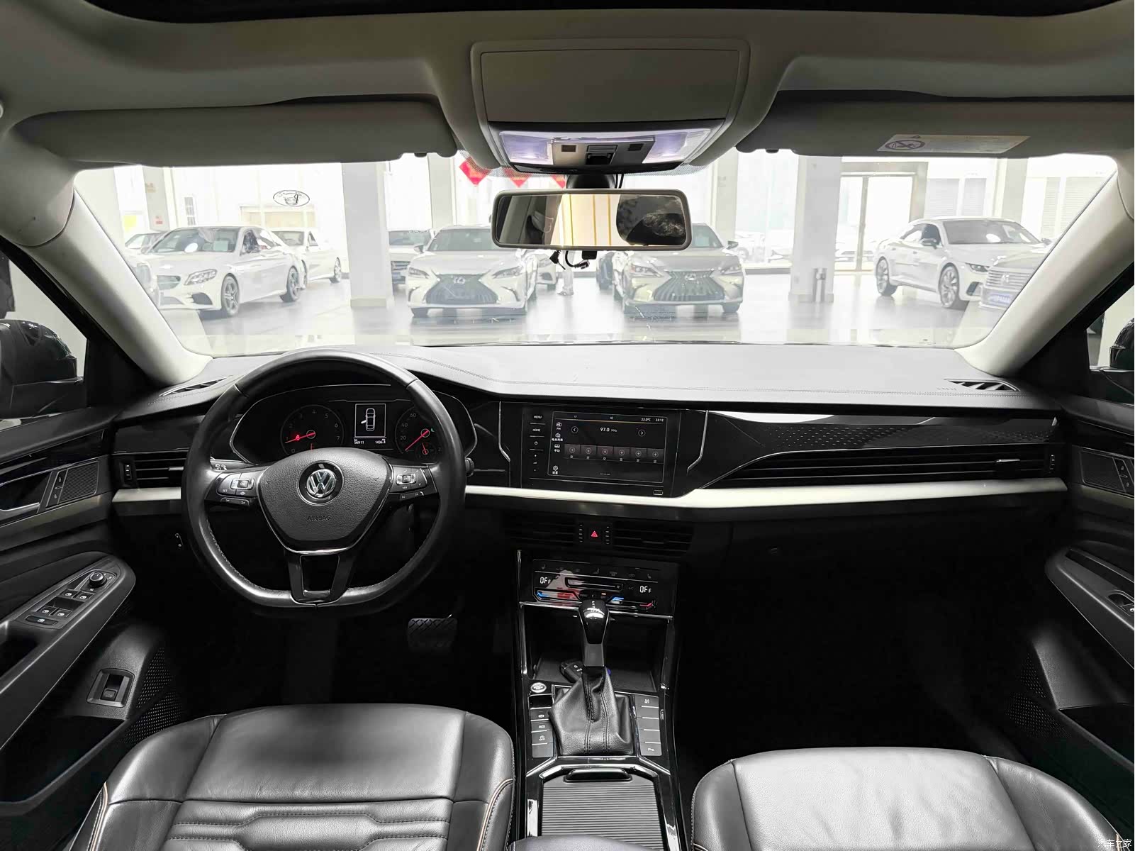 Volkswagen Passat, 2020 9