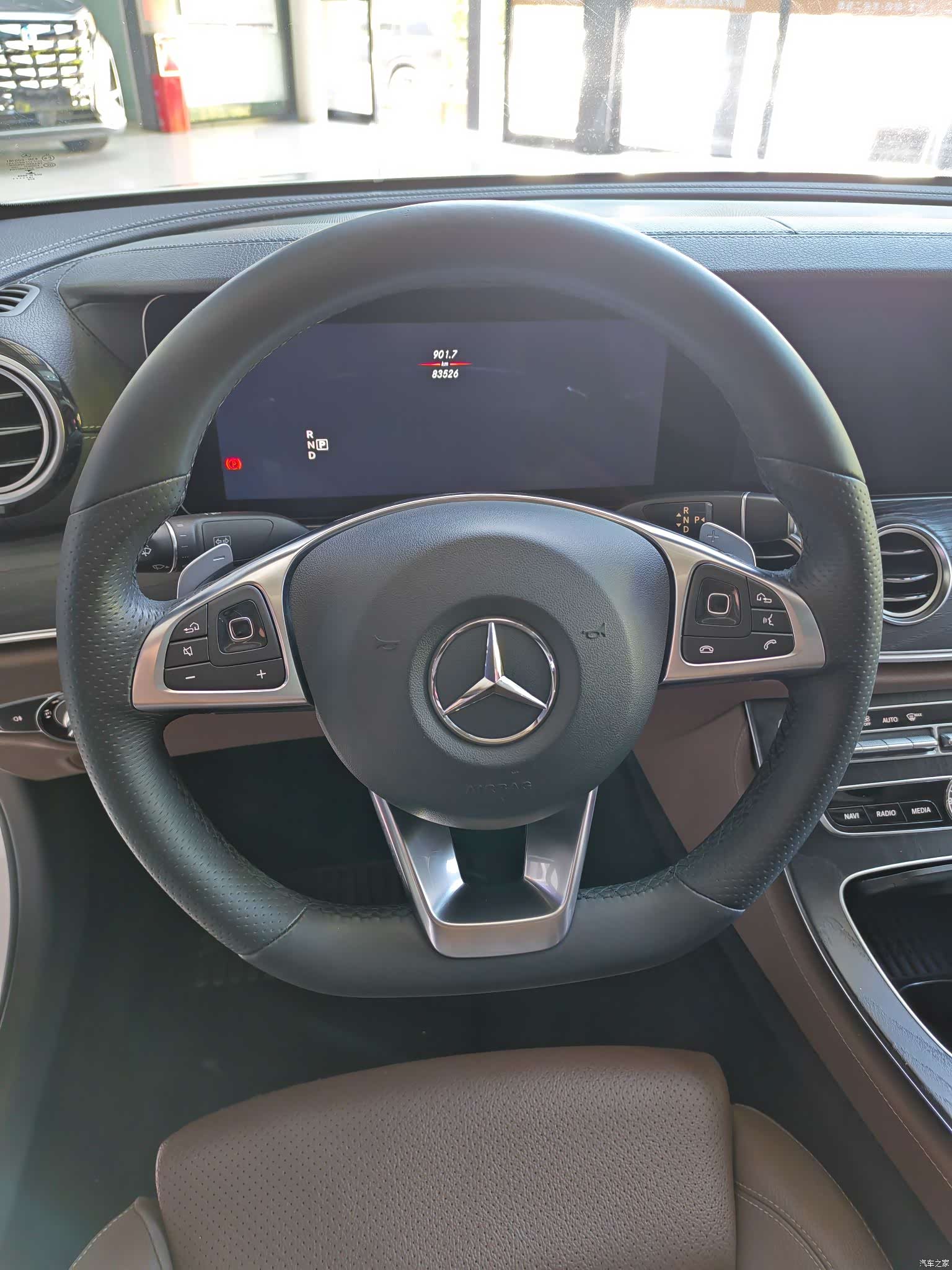 Mercedes-Benz E-Class, 2019 15