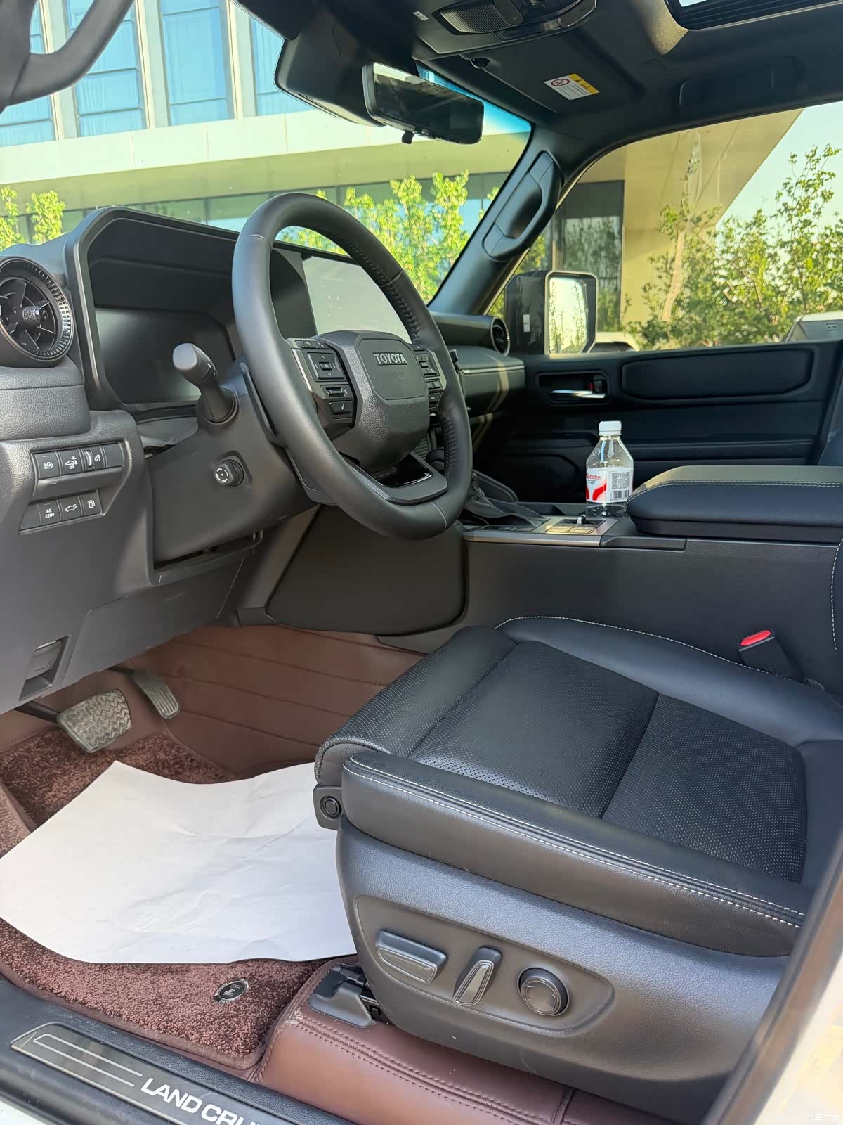 Toyota Prado, 2026 10