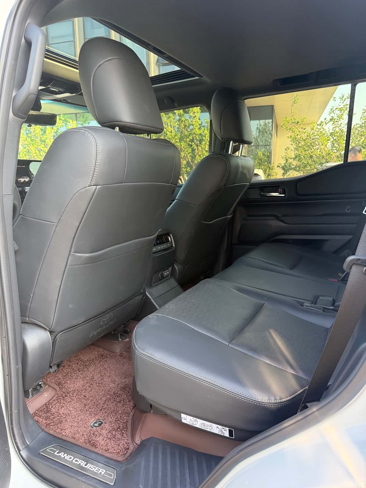 Toyota Prado, 2026 11