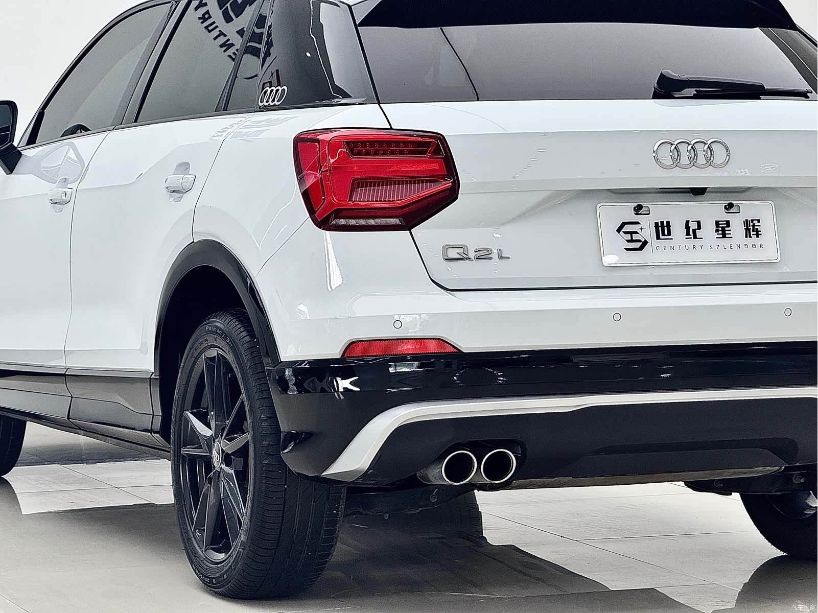 Audi Q2L, 2021 8