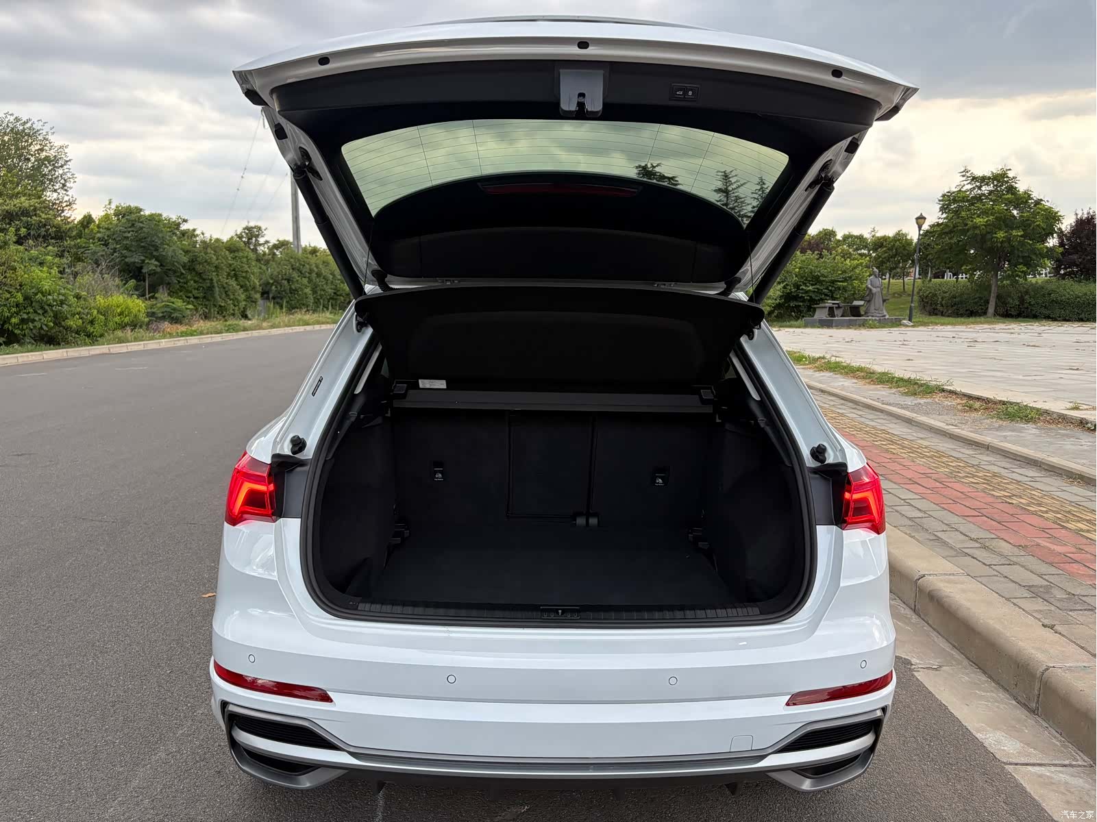 Audi Q3, 2023 15