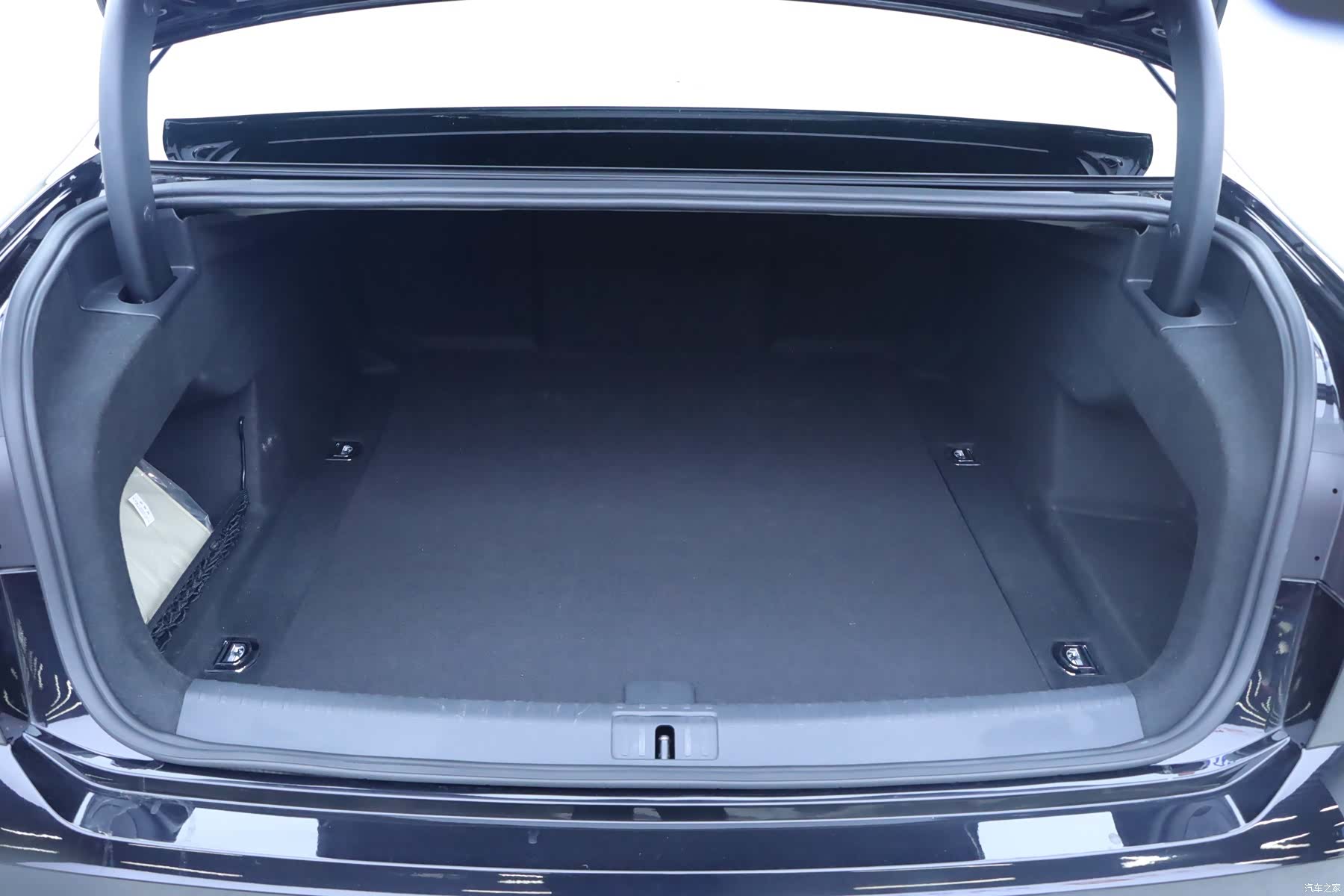 Volkswagen Phideon, 2023 19