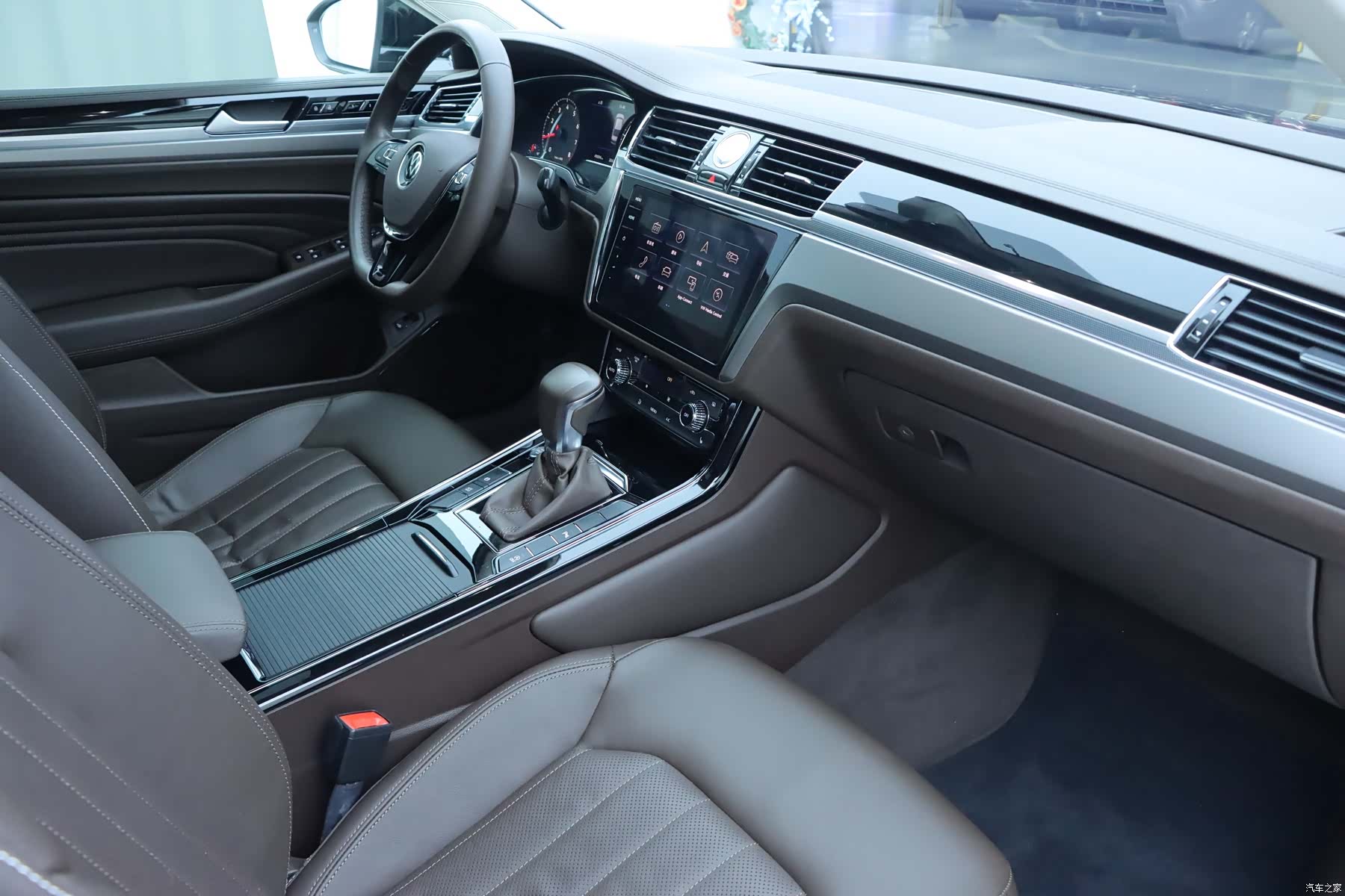 Volkswagen Phideon, 2023 9