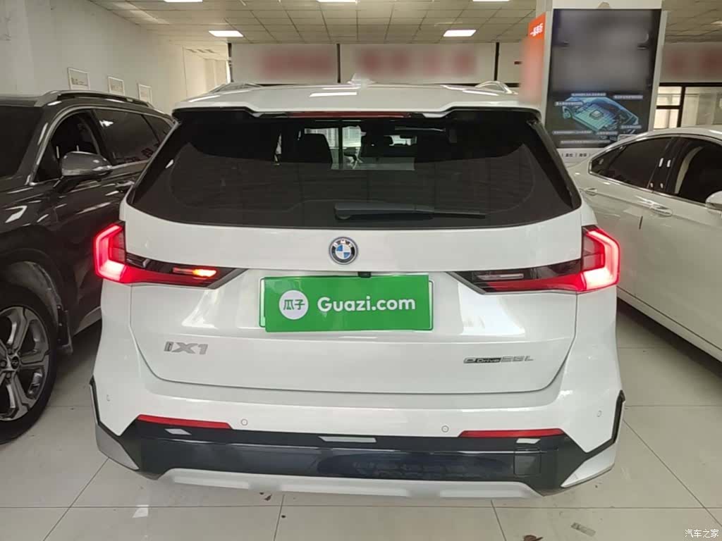 BMW iX1, 2024 6
