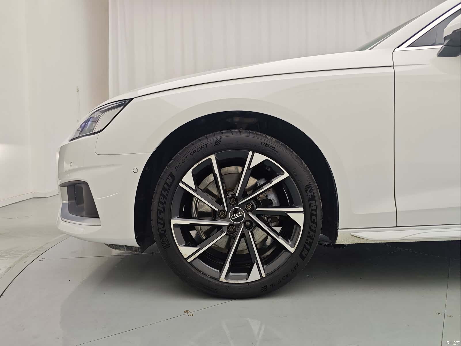 Audi A4L, 2022 10