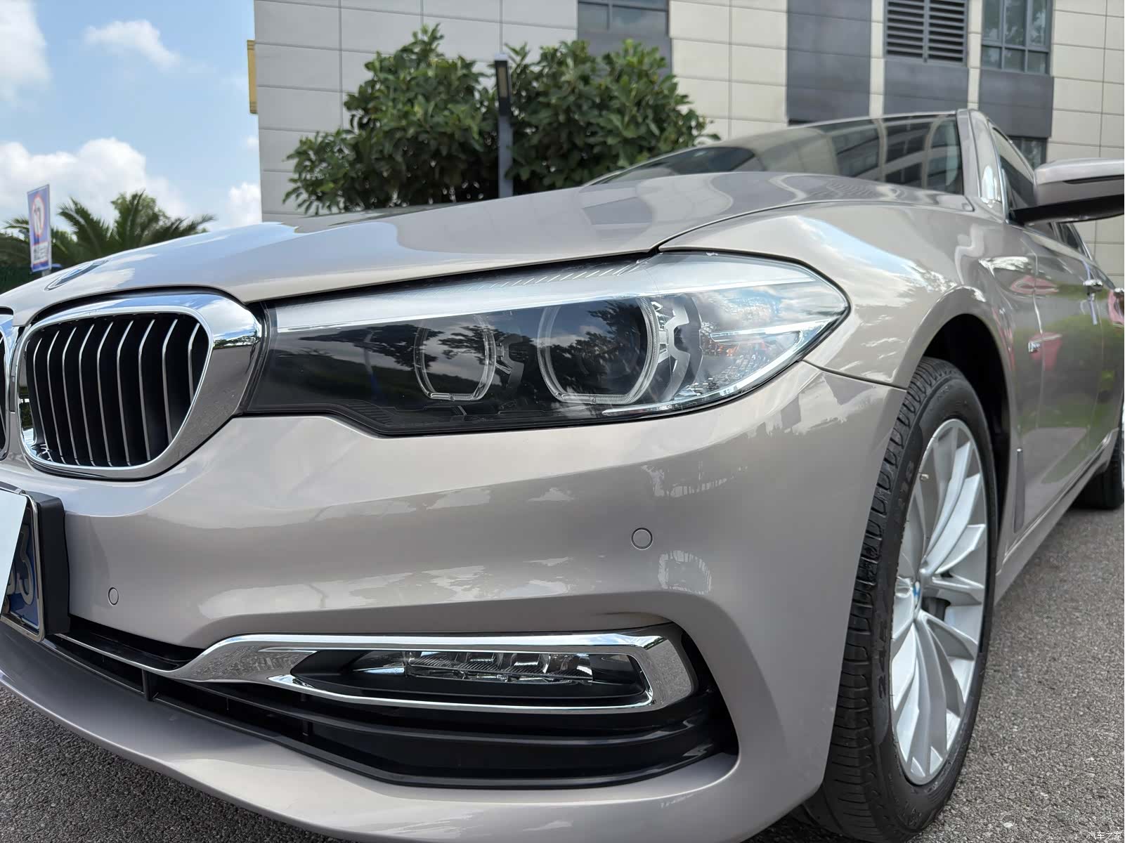 BMW 5 Series, 2017 11