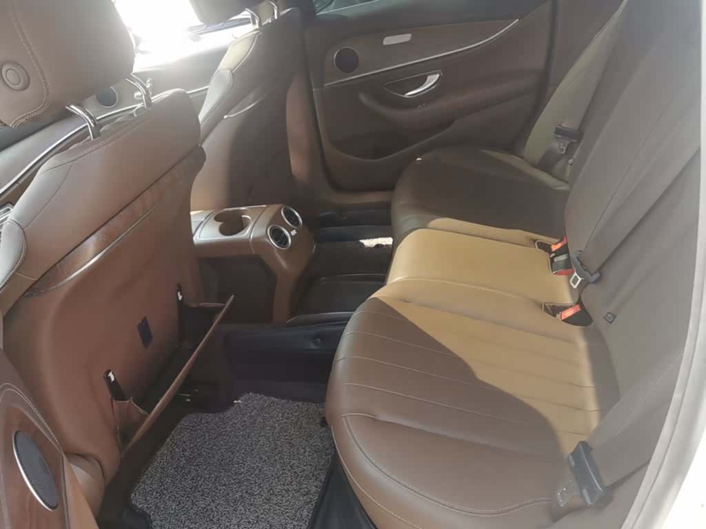 Mercedes-Benz E-Class, 2019 17