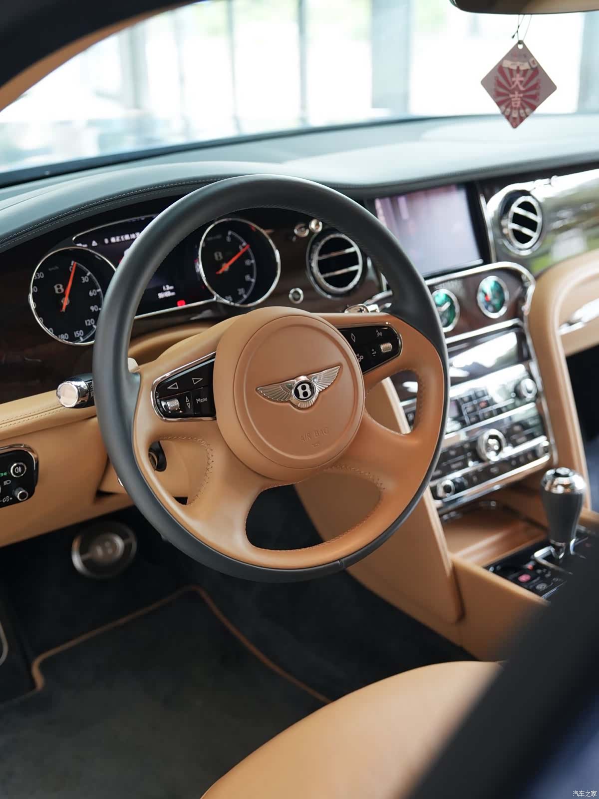 Bentley Mulsanne, 2017 10