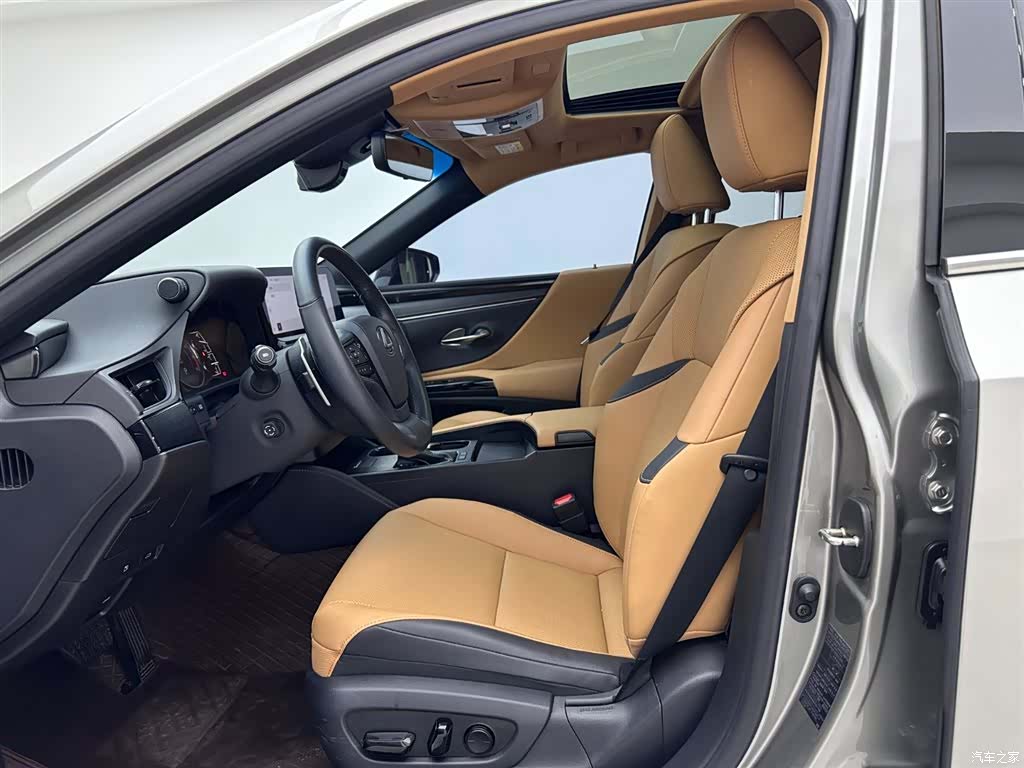 Lexus ES, 2023 20