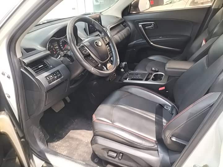Bestune X80 2017 1.8T АКПП Люкс