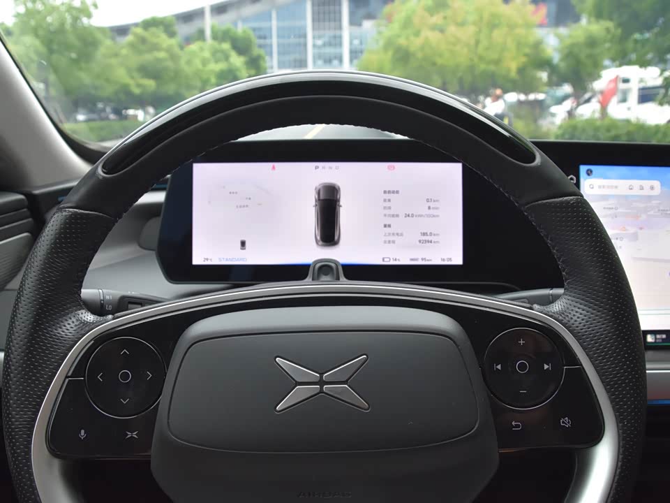 XPENG P7