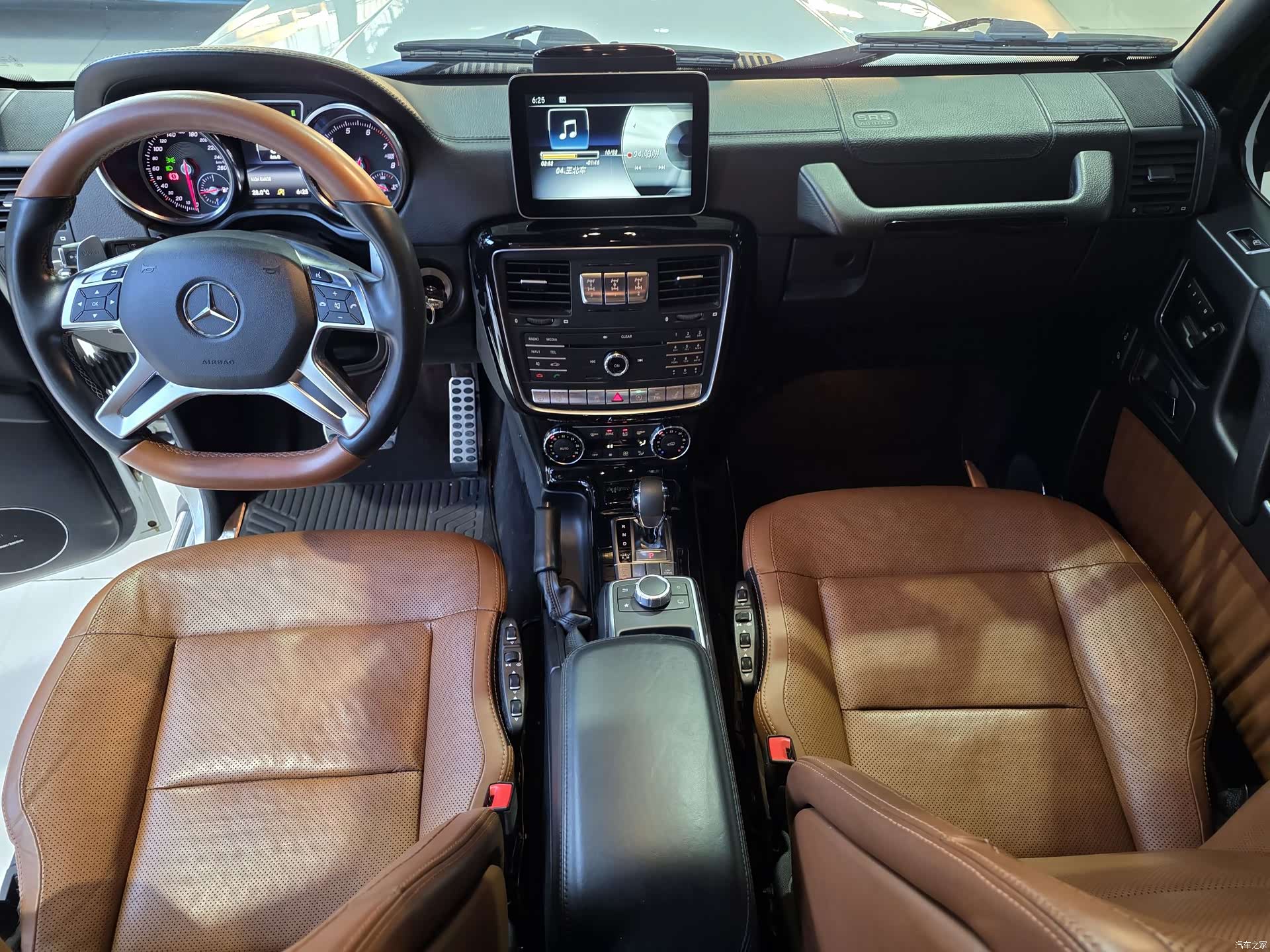 Mercedes-Benz G-Class, 2018 10
