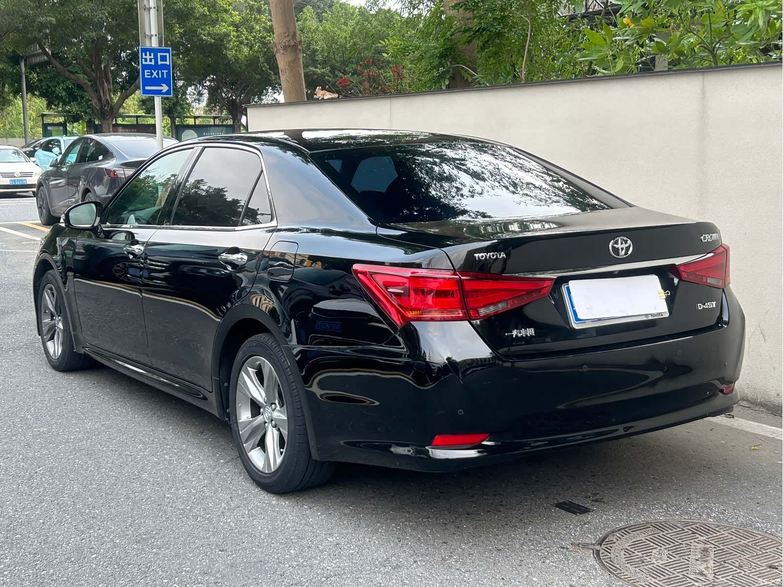 Toyota Crown, 2017 6