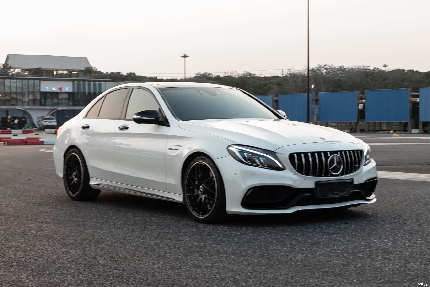 Mercedes-Benz C-Class, 2017 2