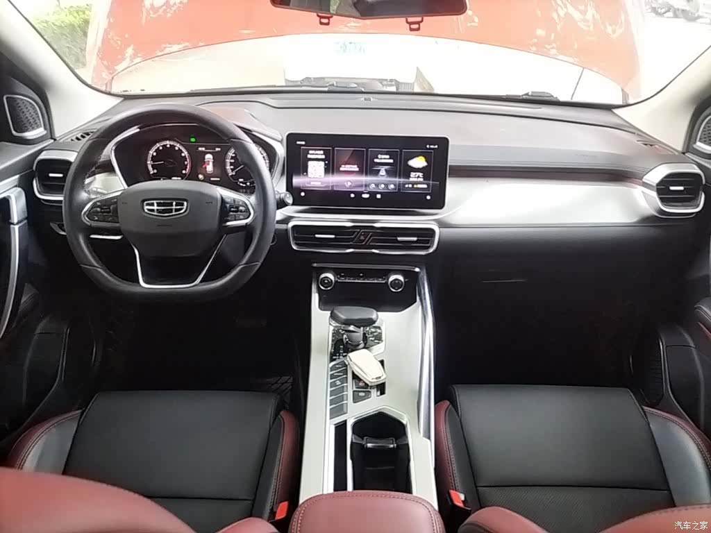 Geely Coolray, 2022 10