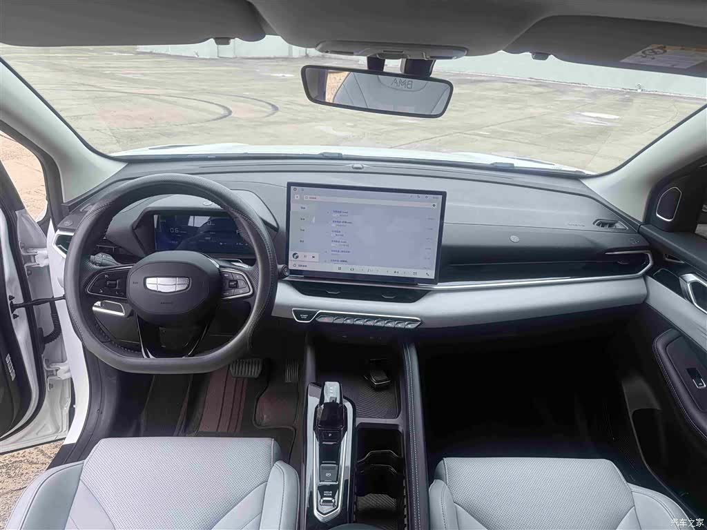 Geely Coolray, 2025 все фото