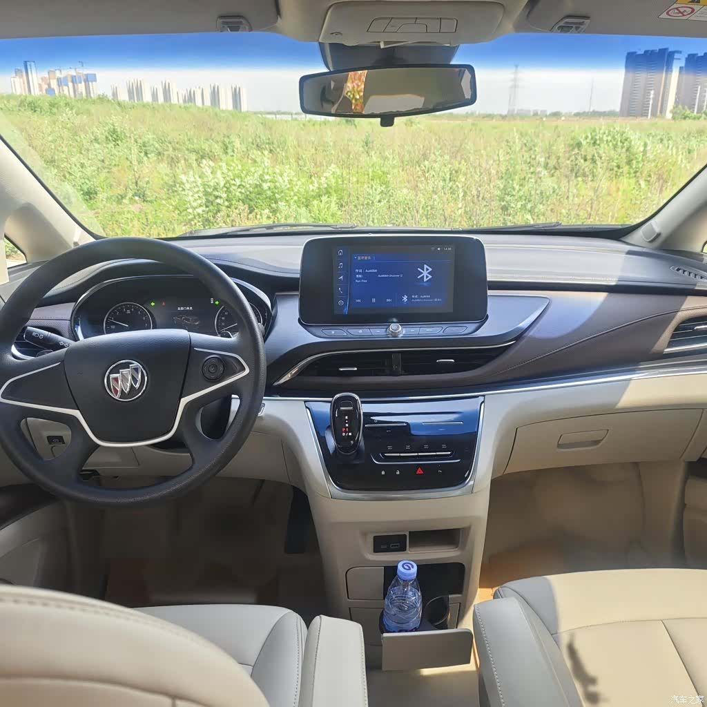 Buick GL8, 2020 9