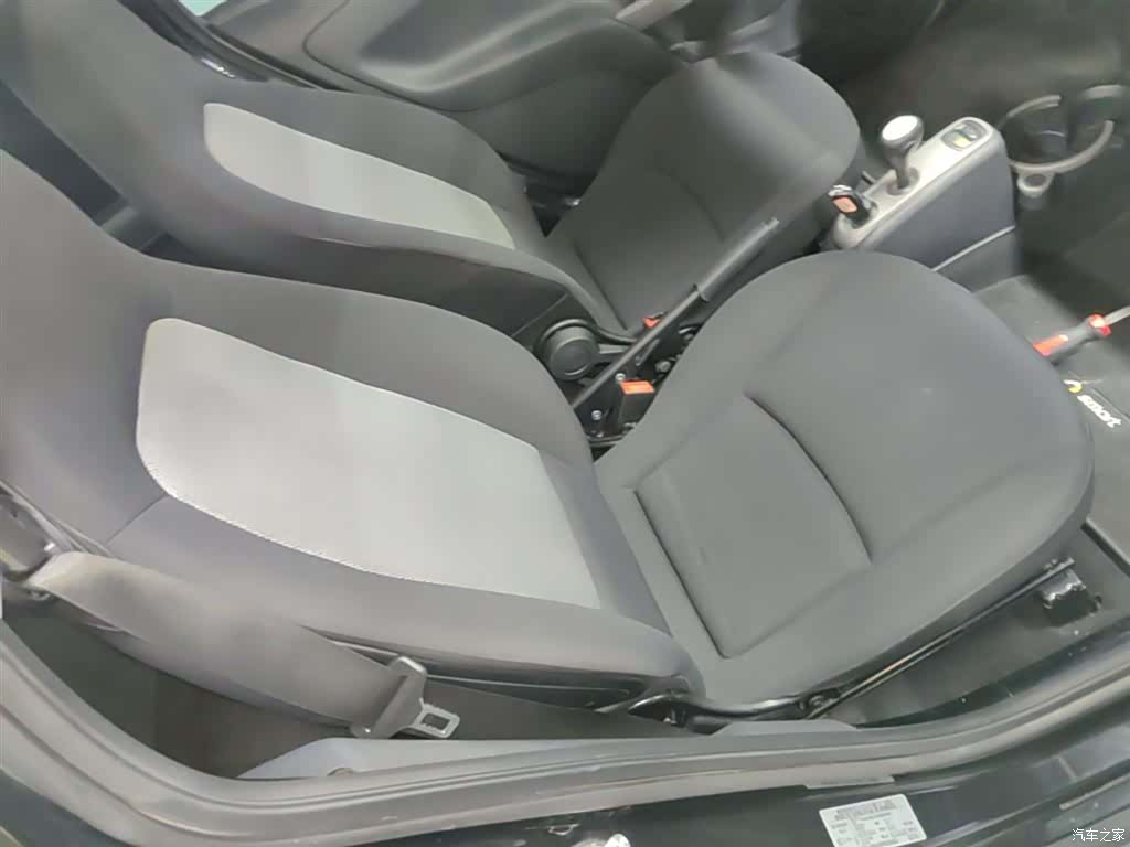 Smart Fortwo, 2015 25