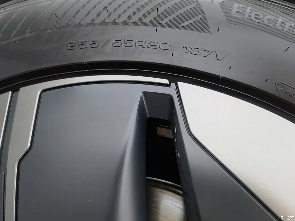 NIO L90, 2025 24