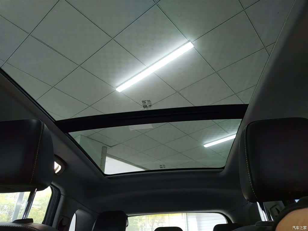 Roewe RX5, 2022 18