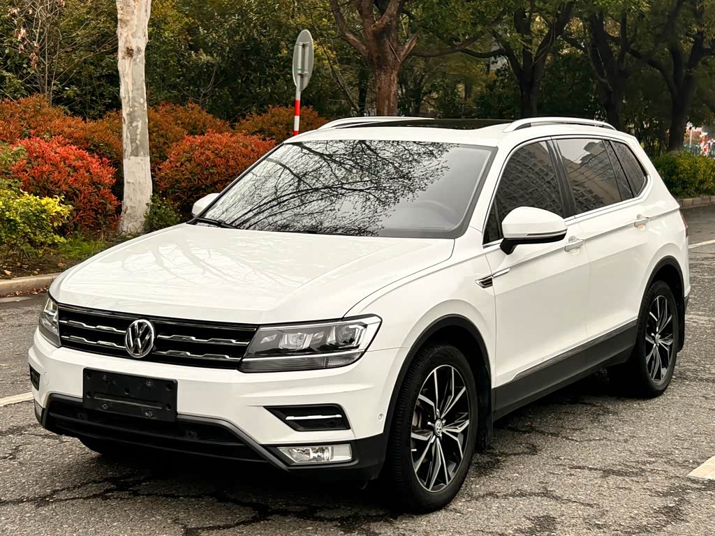 Volkswagen Tiguan L