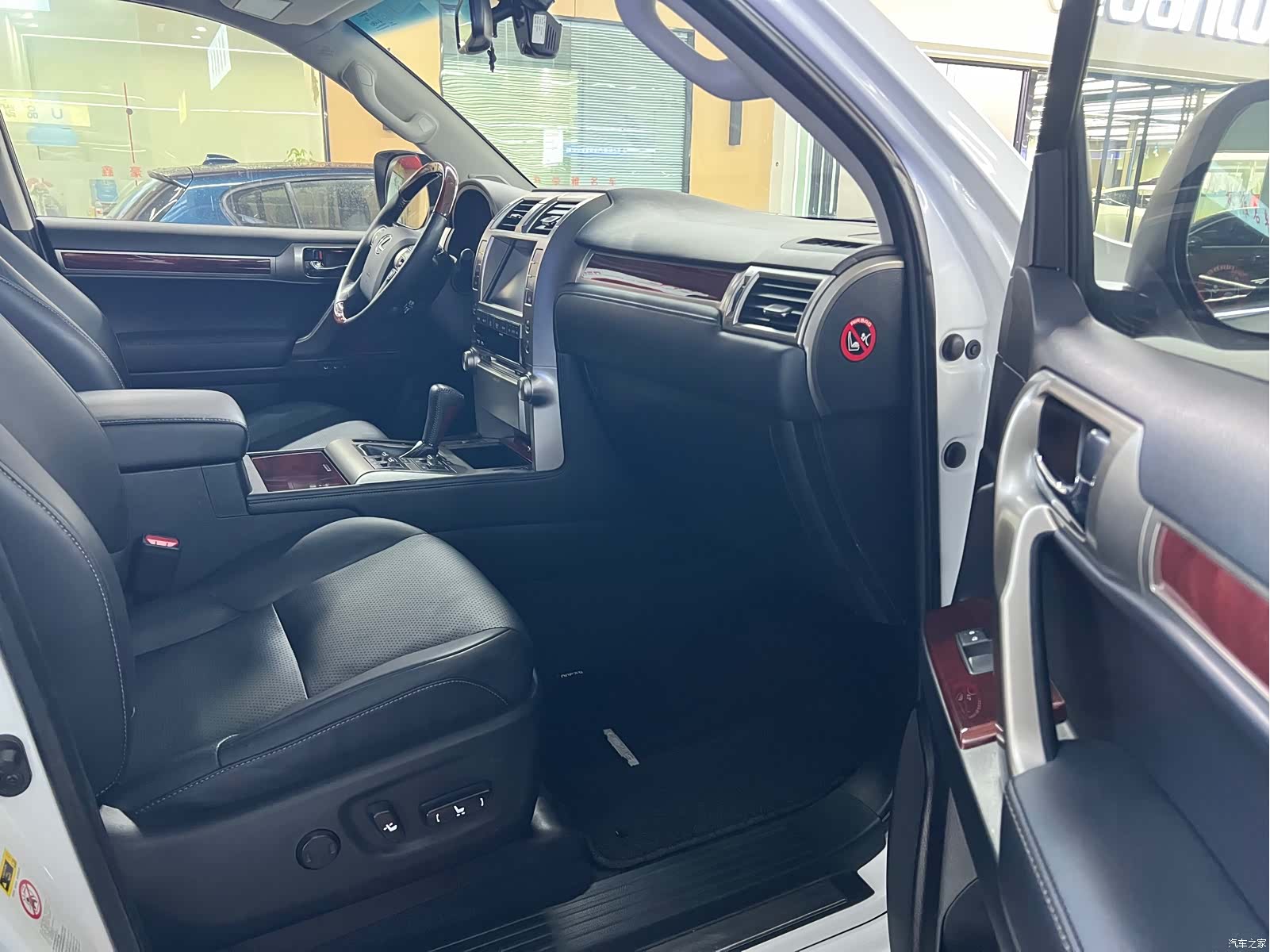Lexus GX, 2013 7