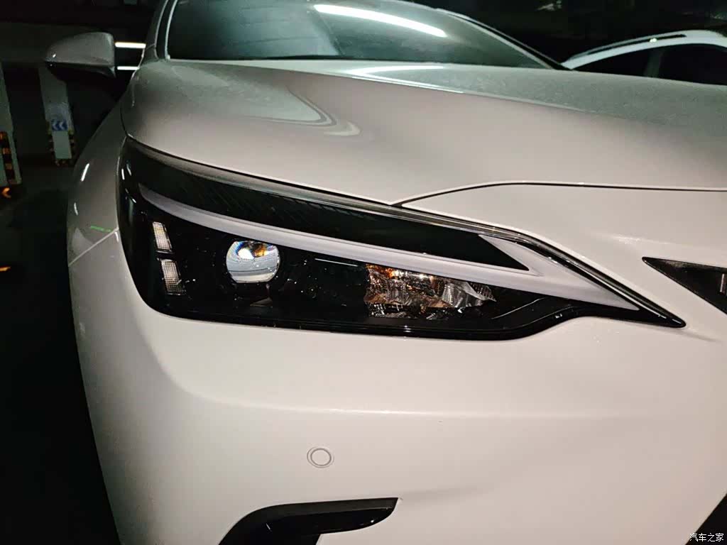 Lexus NX, 2026 7