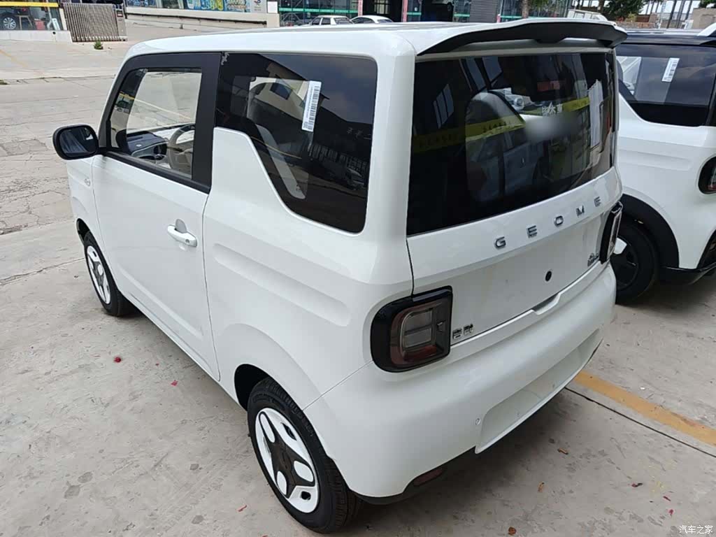 Geely Panda, 2026 все фото