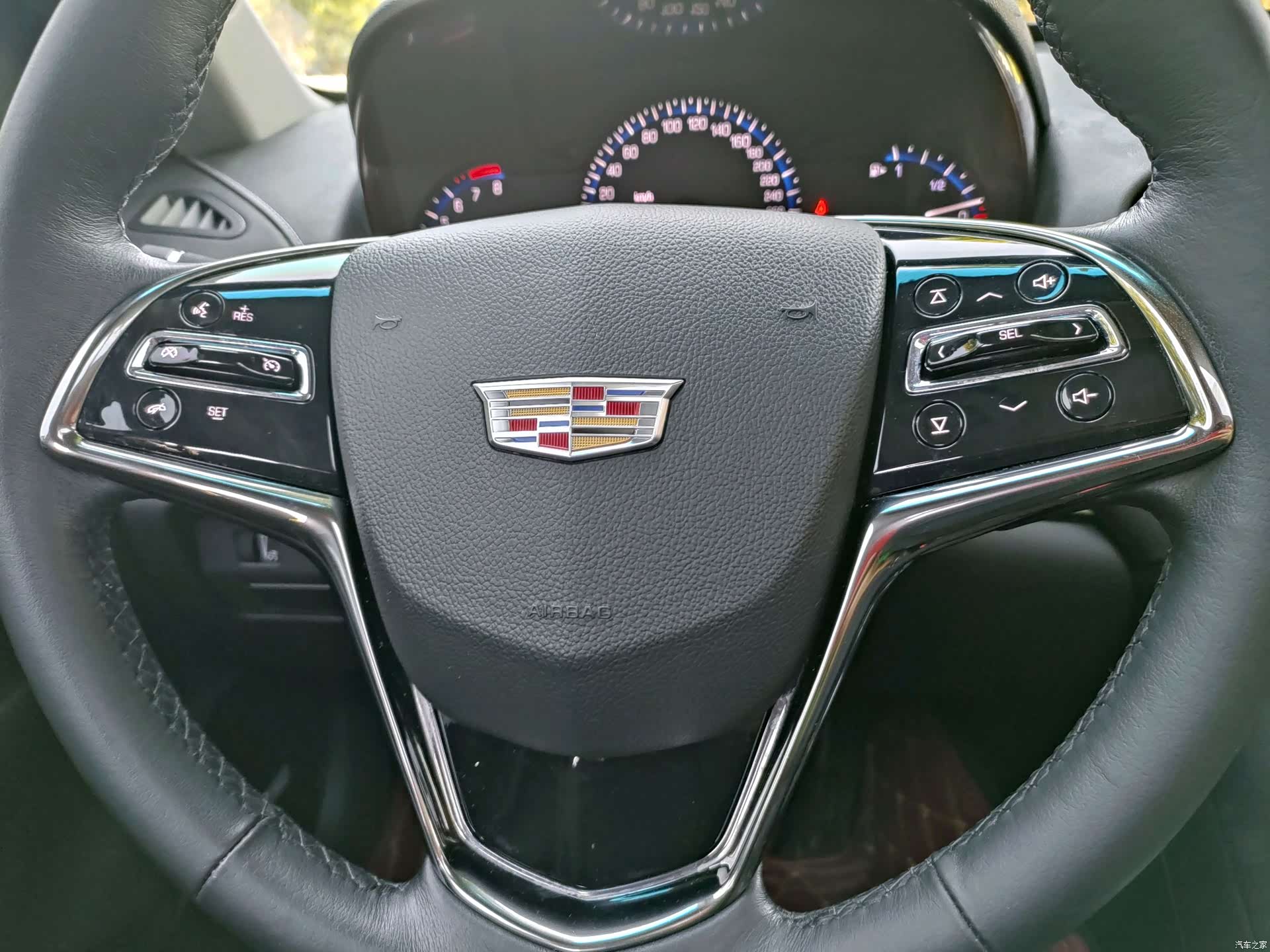 Cadillac ATS-L, 2018 7
