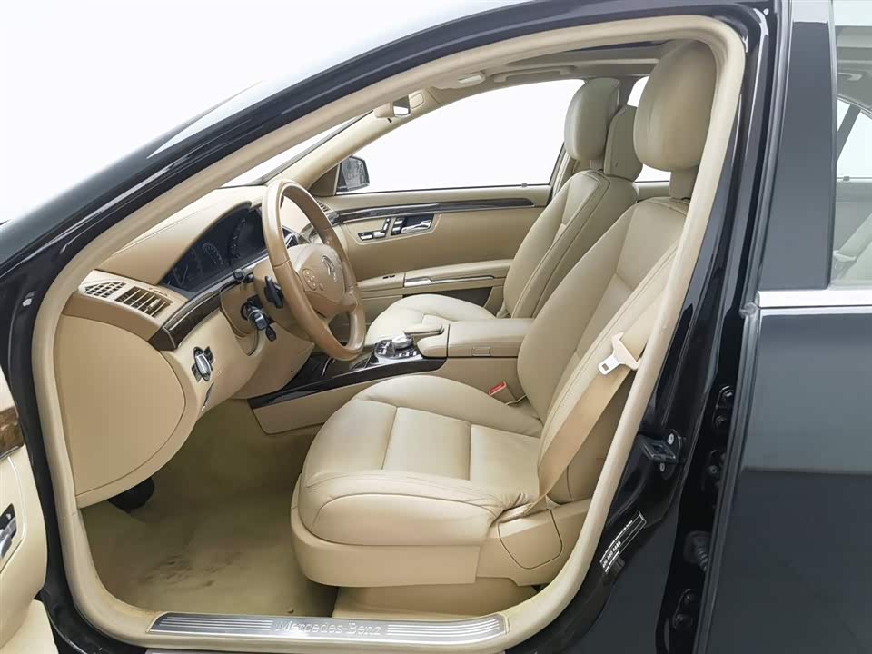 Mercedes-Benz S-class Mercedes-Benz S-class