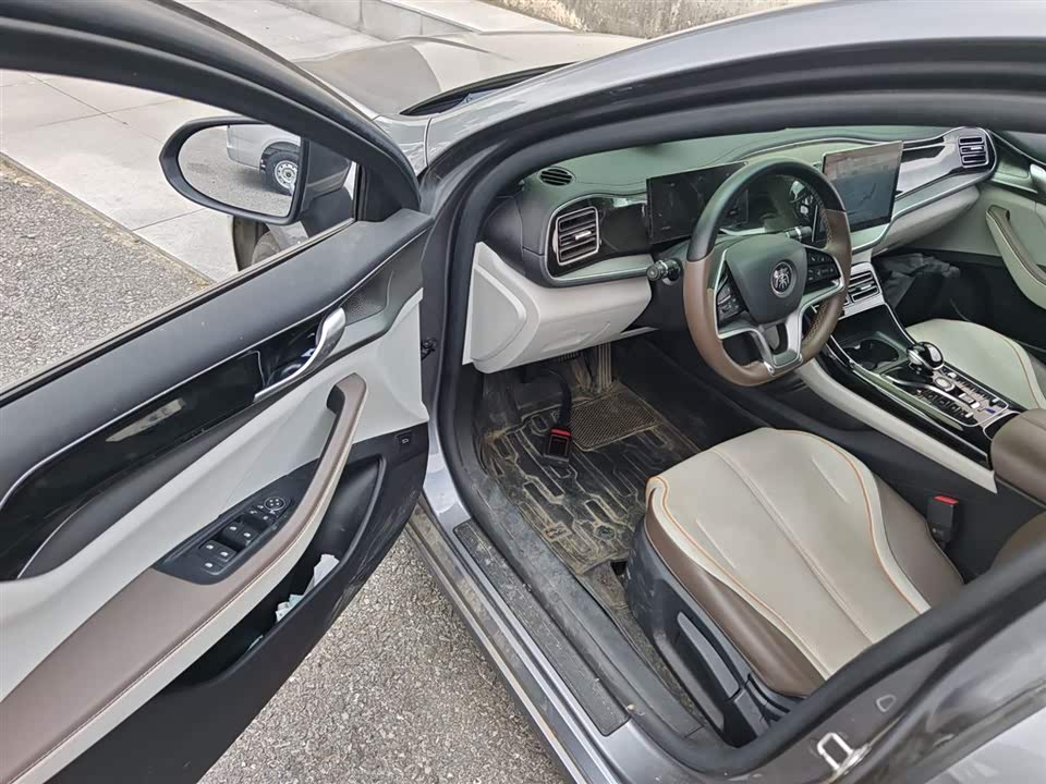 BYD Qin Yuan