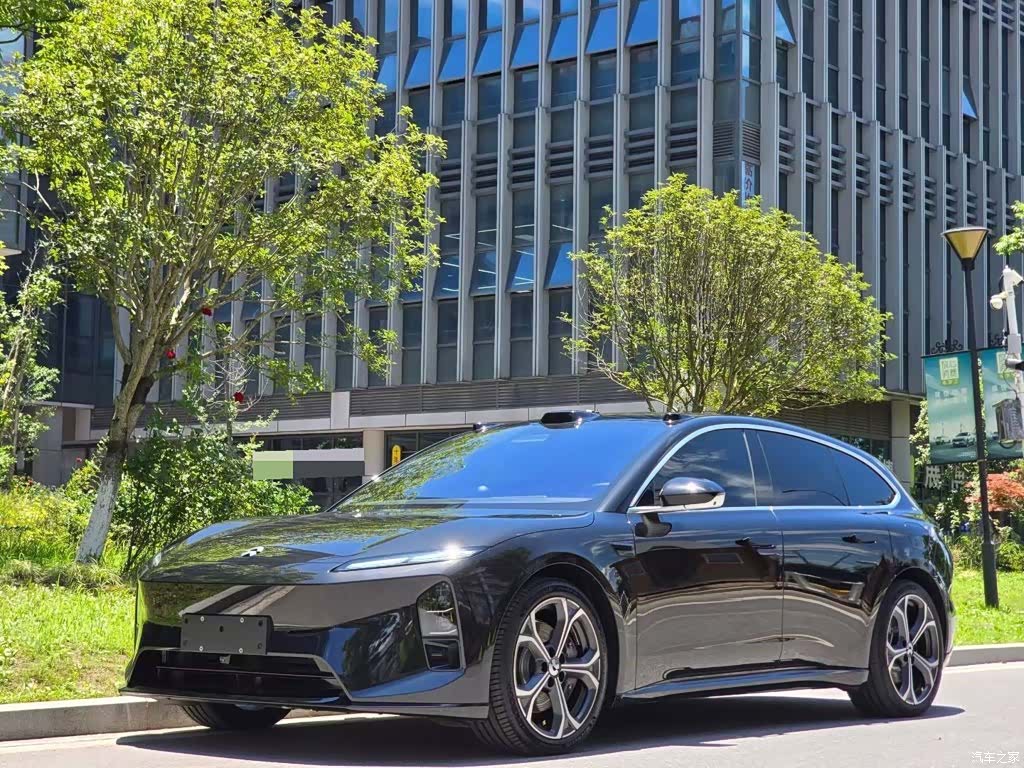 NIO ET5, 2025 1